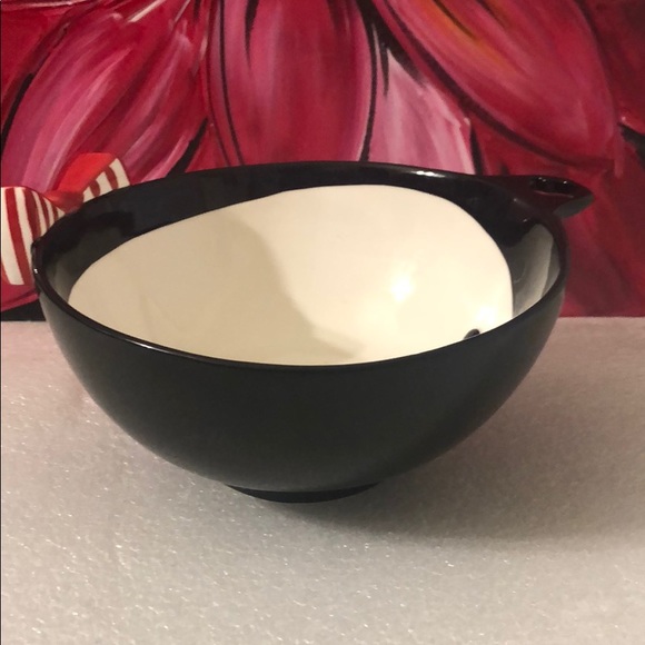 Grasslands Road ceramic Penguin bowl - Picture 5 of 17